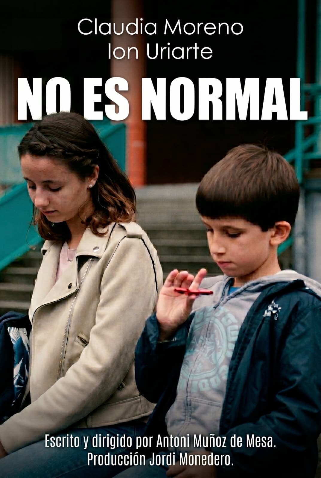 No es normal — film poster